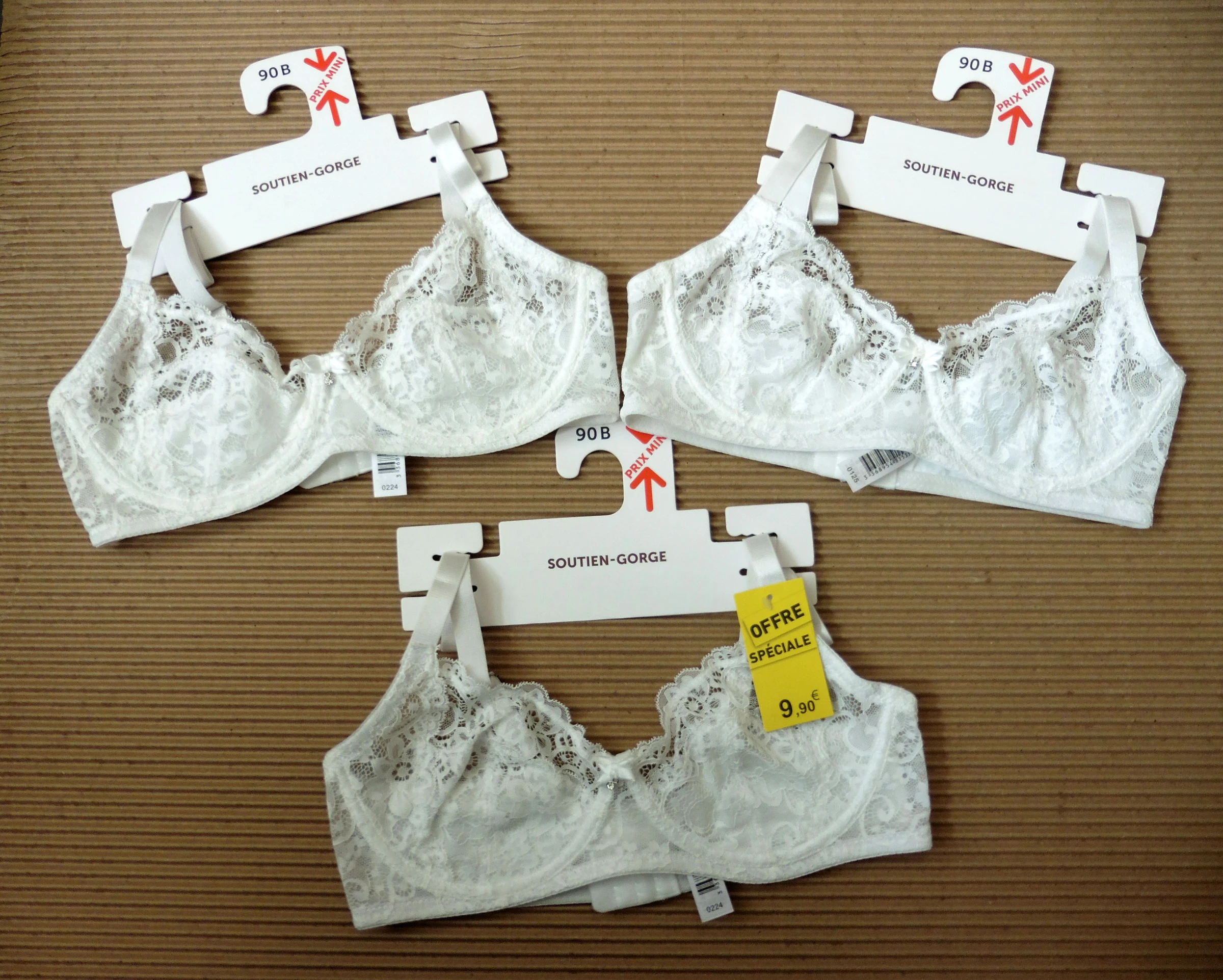 Lot de 3 soutien-gorge armature dentelle 90B